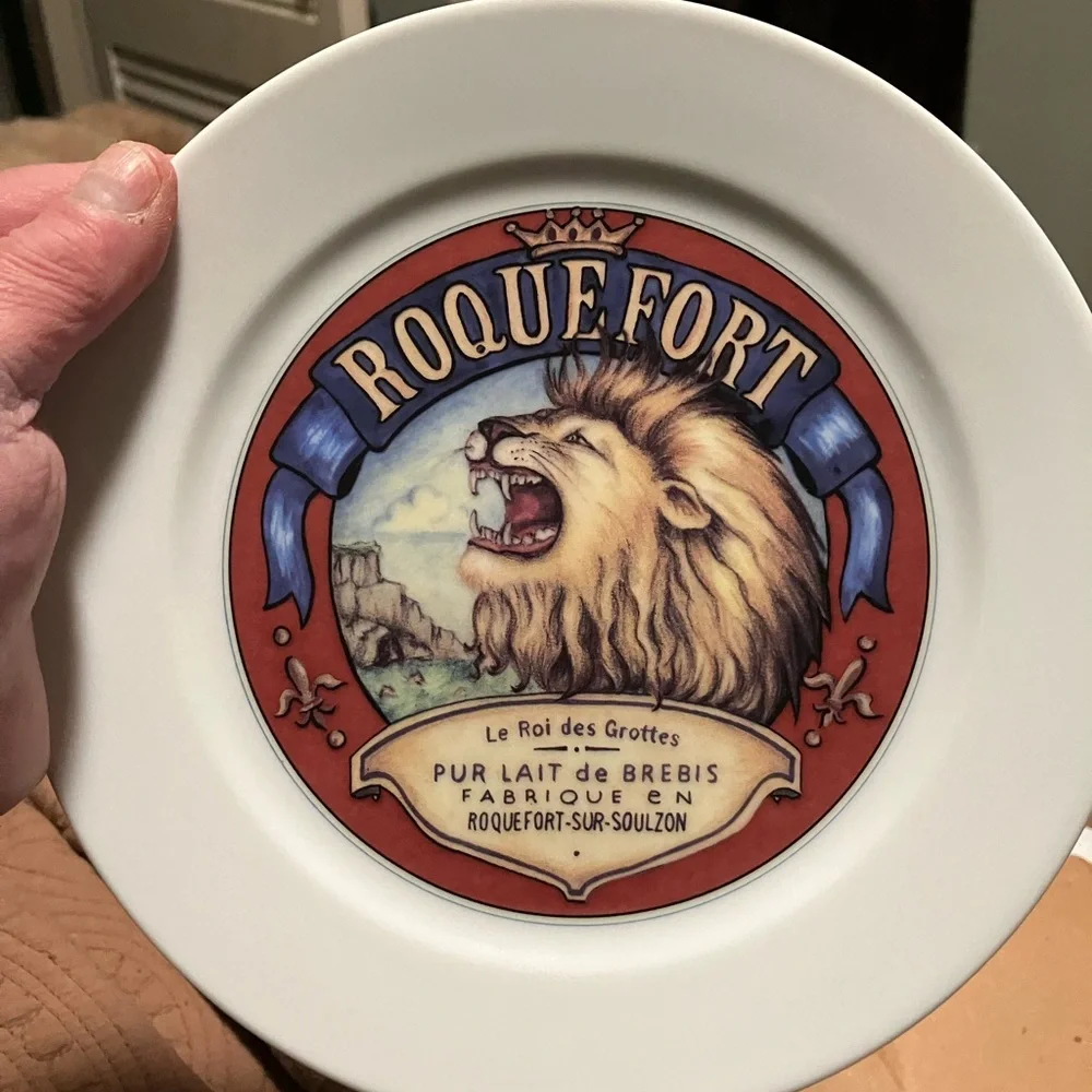 NIB Set of Classic French Cheese Plates